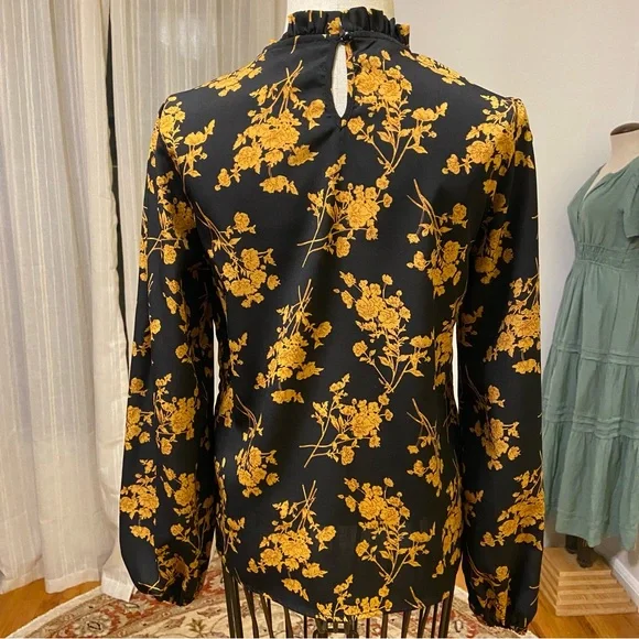 SHEIN | Frill Neck Floral Top - Picture 10 of 10